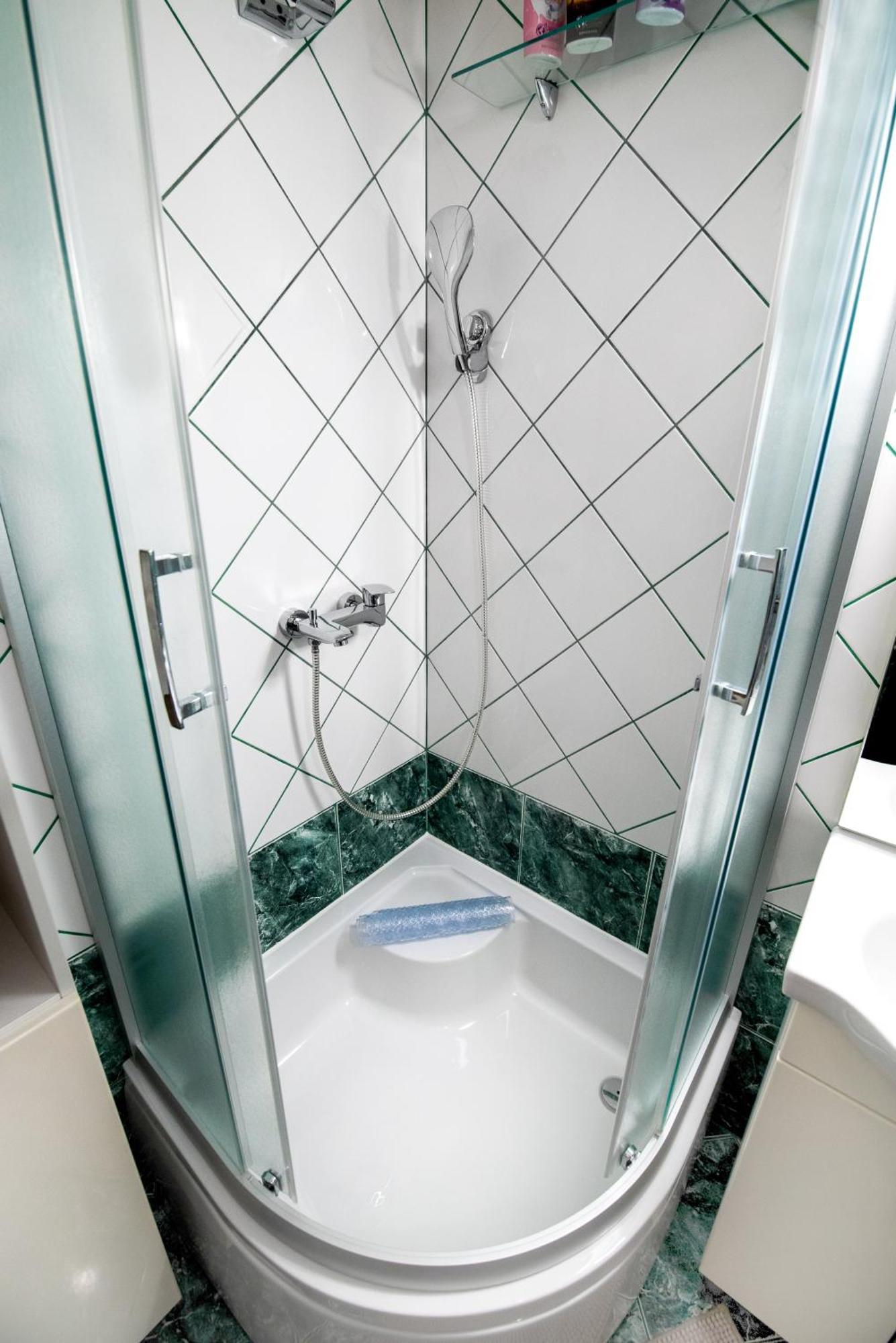 Pannonia Apartment *